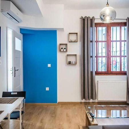 Ferienwohnung Blue Geranium With Private Backyard Thessaloniki Exterior foto